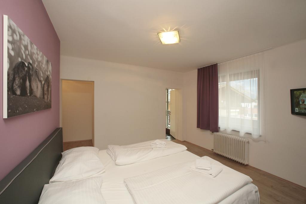 Lake And Cityhotel Edelweiss - Self Check In Zell am See Chambre photo